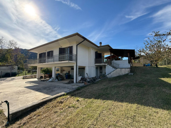 detached house for sale in Roccasecca