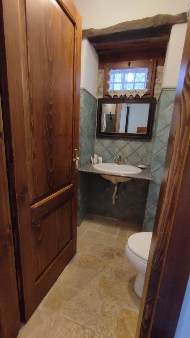 Abitazioni tipiche storiche in vendita a Sasso di Castalda