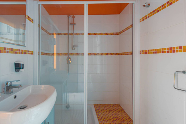 touristic for sale in Atina