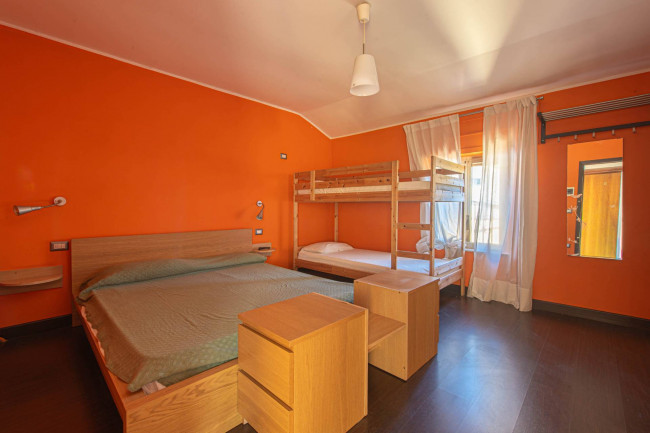 touristic for sale in Atina