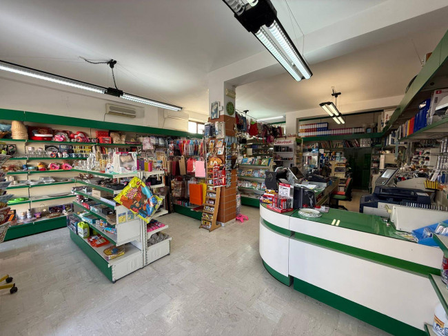 Locale commerciale in vendita a Roccasecca
