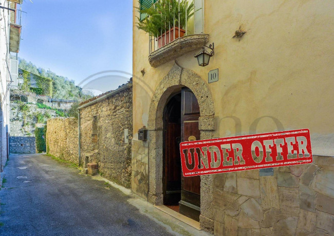 Abitazioni tipiche storiche in vendita a Arpino