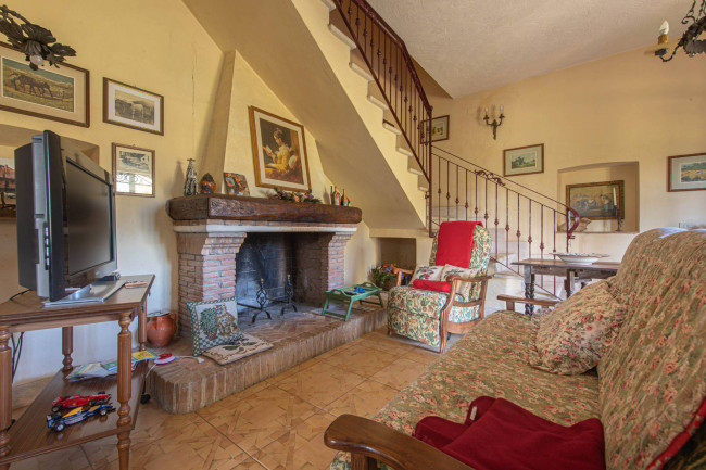 Casale di campagna in vendita a Roccasecca