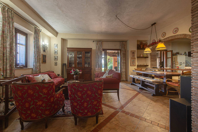 Casale di campagna in vendita a Roccasecca