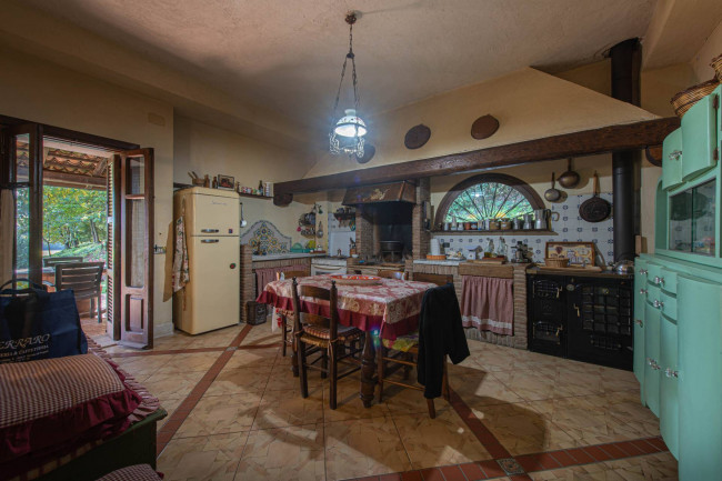 Casale di campagna in vendita a Roccasecca