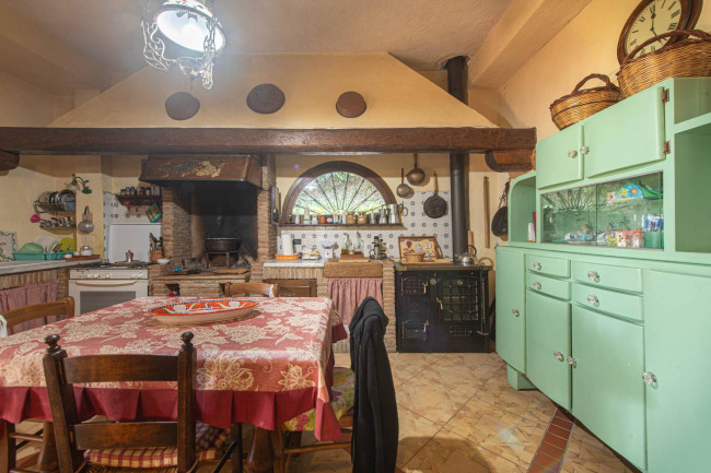 Casale di campagna in vendita a Roccasecca