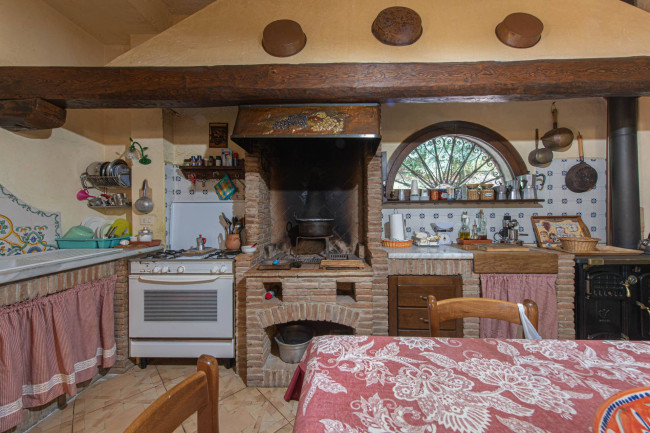 Casale di campagna in vendita a Roccasecca