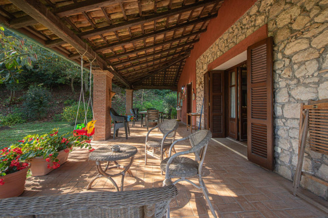 Casale di campagna in vendita a Roccasecca