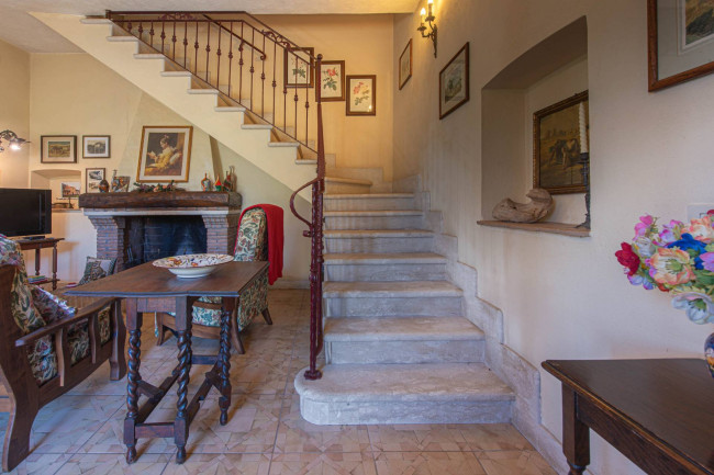 Casale di campagna in vendita a Roccasecca