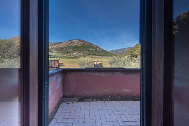 Casale di campagna in vendita a Roccasecca