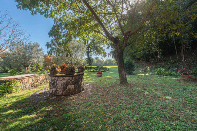 Casale di campagna in vendita a Roccasecca