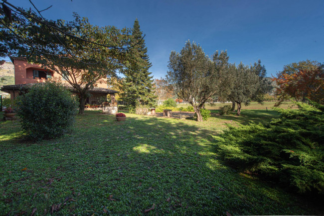 Casale di campagna in vendita a Roccasecca