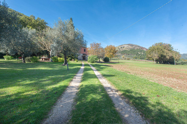 Casale di campagna in vendita a Roccasecca