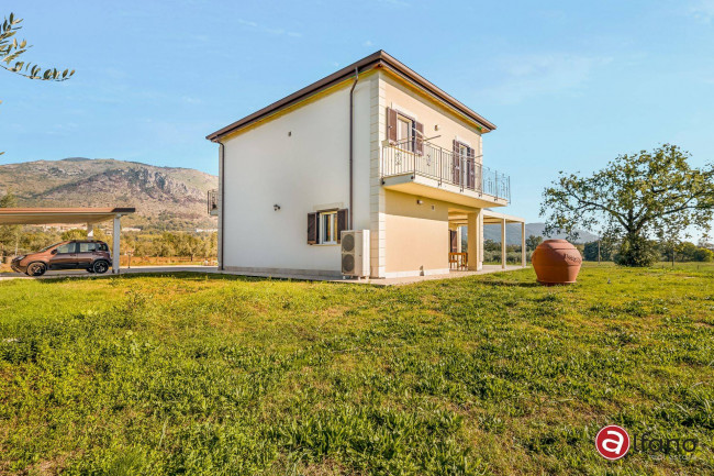 Villa in vendita a Roccasecca