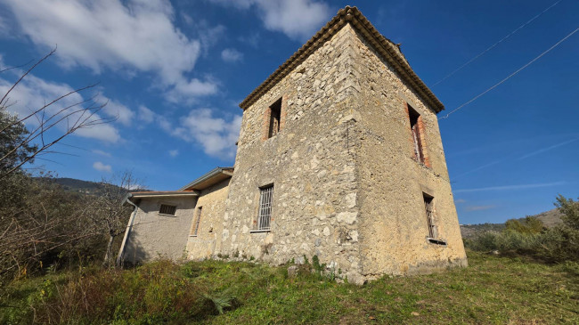 Casale di campagna in vendita a Santopadre