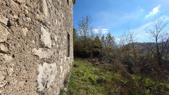 Casale di campagna in vendita a Santopadre