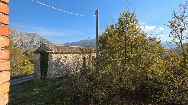 Casale di campagna in vendita a Santopadre