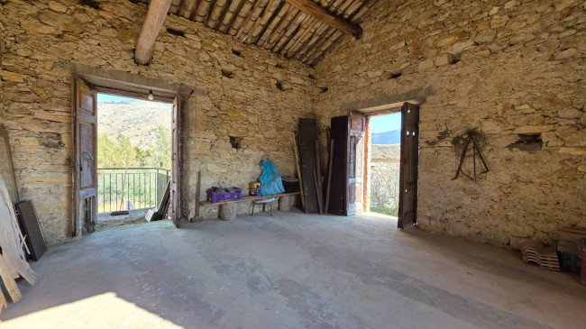 Casale di campagna in vendita a Santopadre