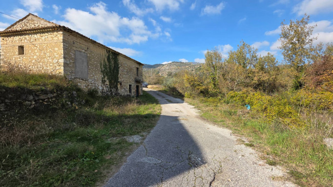 Casale di campagna in vendita a Santopadre