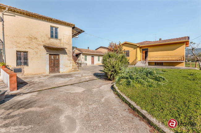 detached house for sale in Arpino