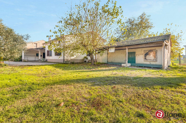 Casa indipendente in vendita a Pontecorvo