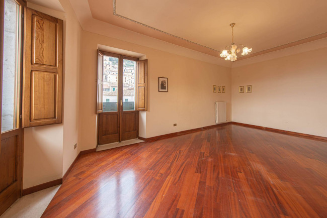 Abitazioni tipiche storiche in vendita a San Donato Val di Comino