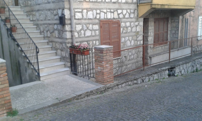 soluzione semiindipendente in vendita a Sant'Ambrogio sul Garigliano