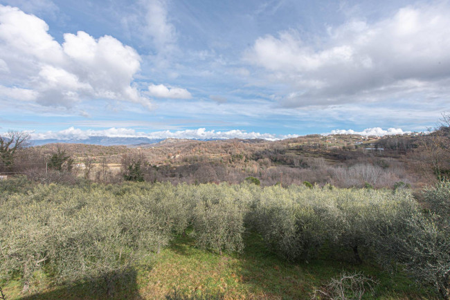 Casa indipendente in vendita a Santopadre