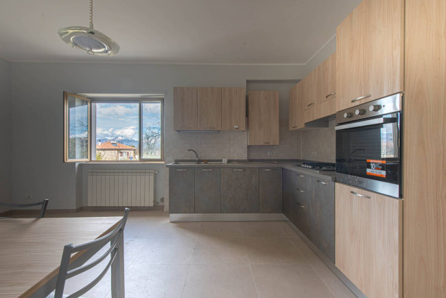 Casa indipendente in vendita a Santopadre