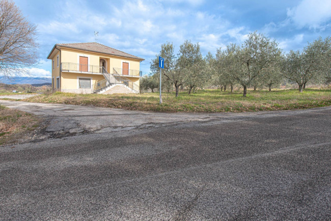 Casa indipendente in vendita a Santopadre