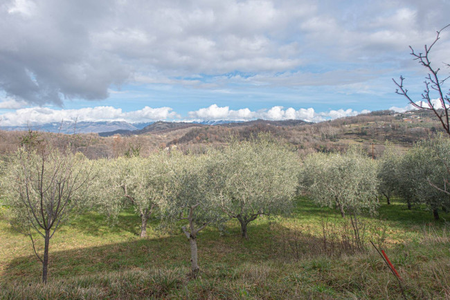 Casa indipendente in vendita a Santopadre