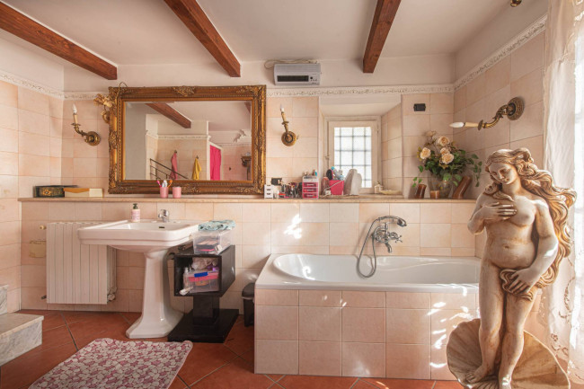 Abitazioni tipiche storiche in vendita a Roccasecca