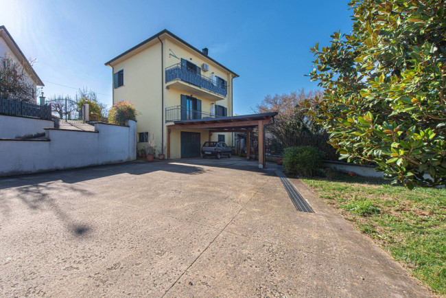 Villa for sale in Arpino