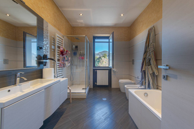 Villa for sale in Arpino