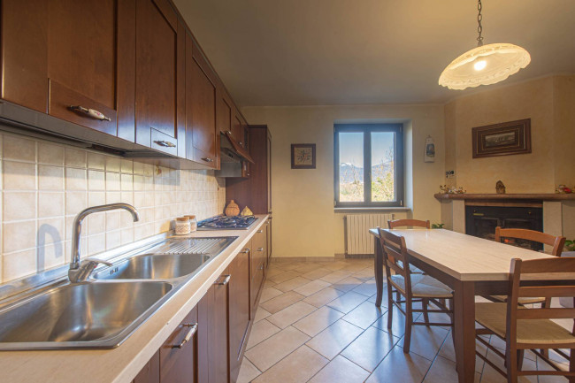 Villa for sale in Arpino