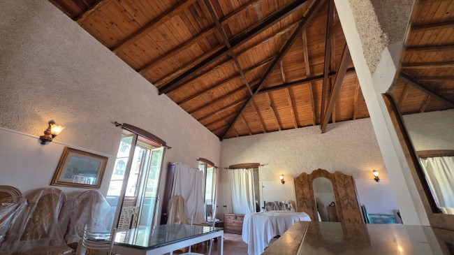 Abitazioni tipiche storiche in vendita a Arpino