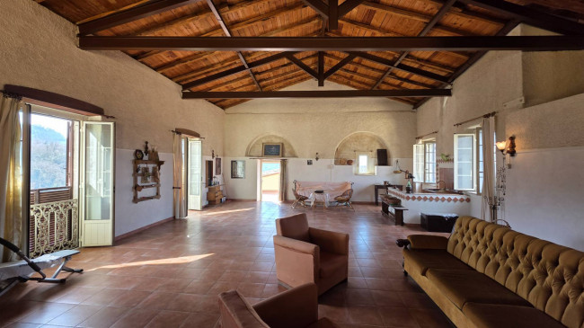 Abitazioni tipiche storiche in vendita a Arpino