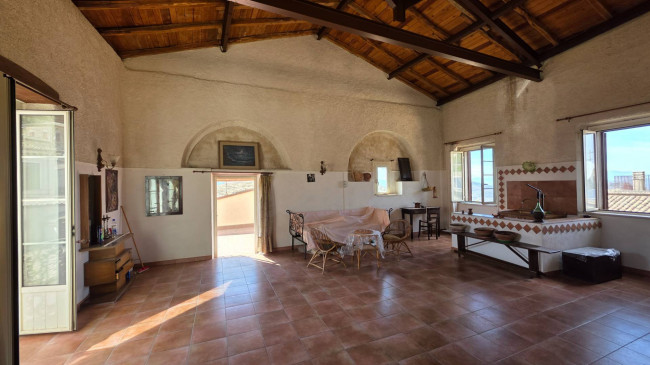 Abitazioni tipiche storiche in vendita a Arpino