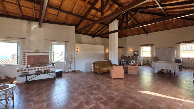 Abitazioni tipiche storiche in vendita a Arpino