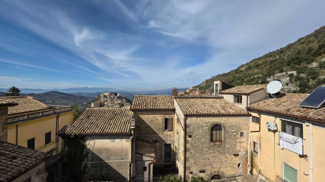Abitazioni tipiche storiche in vendita a Arpino