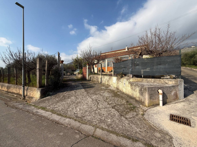 Casa indipendente in vendita a Piedimonte San Germano