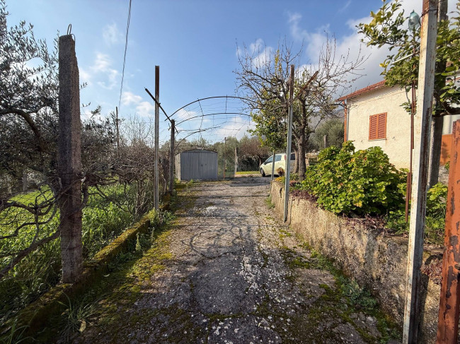 Casa indipendente in vendita a Piedimonte San Germano