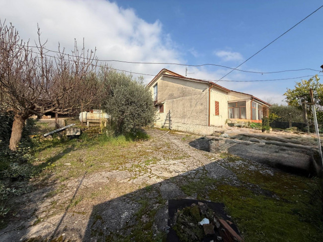 Casa indipendente in vendita a Piedimonte San Germano