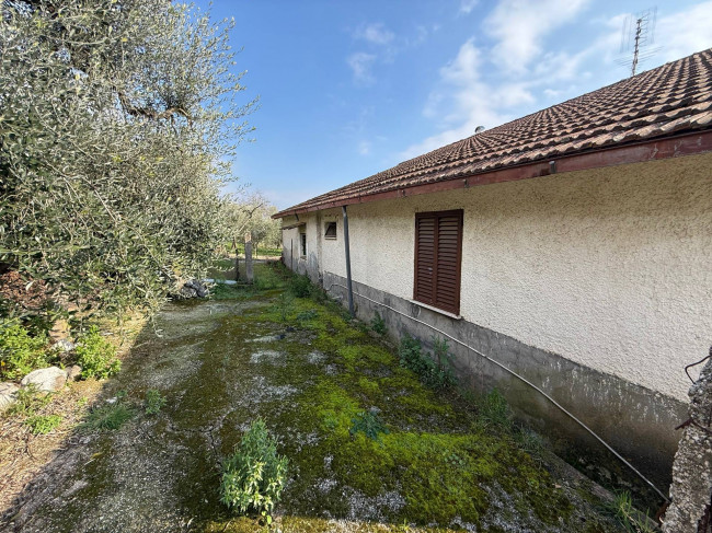 Casa indipendente in vendita a Piedimonte San Germano