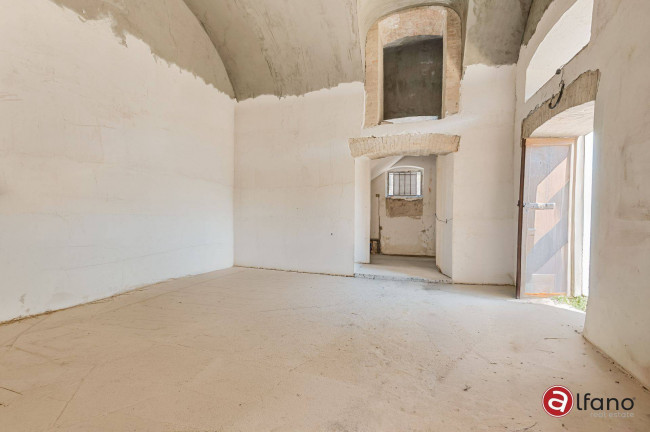 Palazzo storico in vendita a Isola del Liri