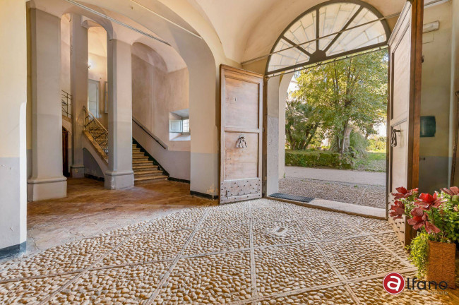 Palazzo storico in vendita a Isola del Liri