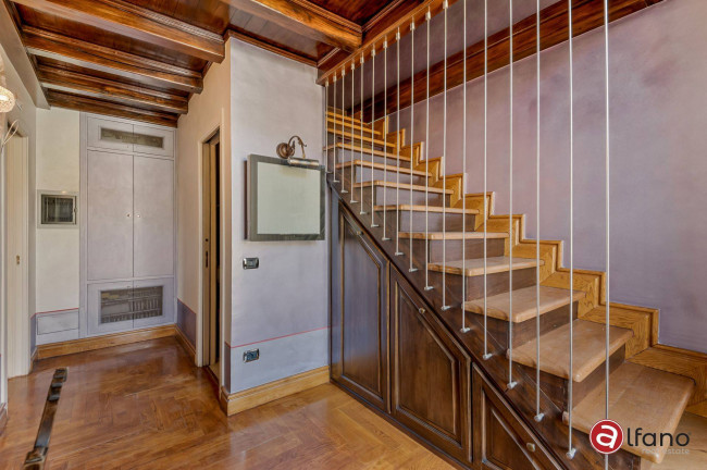 Palazzo storico in vendita a Isola del Liri