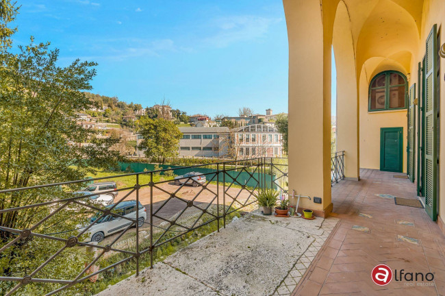 Palazzo storico in vendita a Isola del Liri