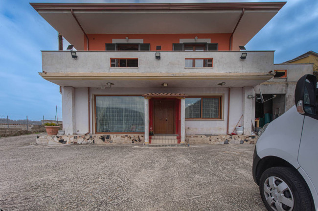 Villa for sale in Giuliano di Roma