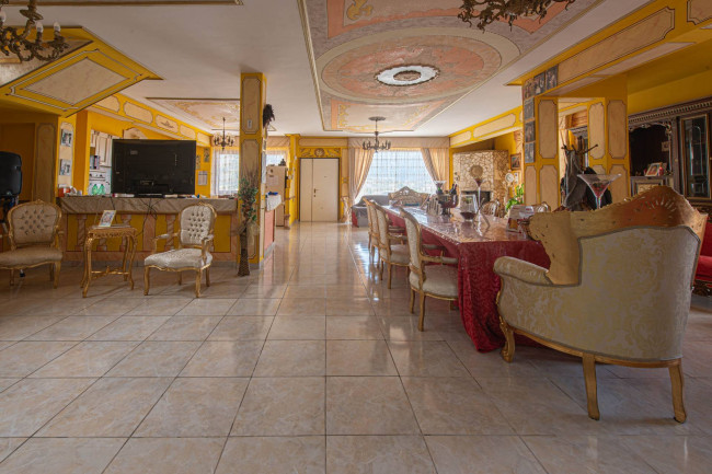 Villa for sale in Giuliano di Roma